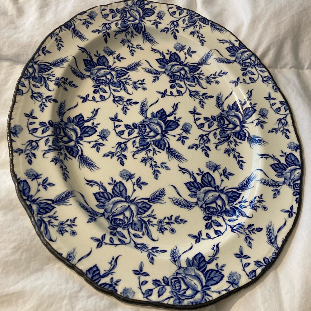 Colonial and Rose, wood & son, England dish